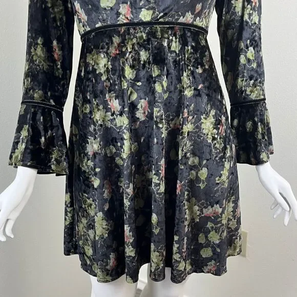 Floral Black Dress - Picture 3 of 13